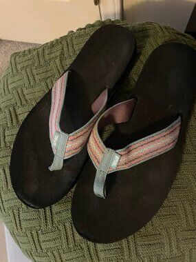 Teva Women's Striped Platform Flip Flops Size 10 | Coastal Boho Summer sandals